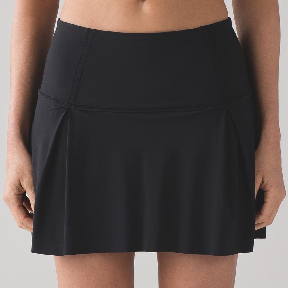 SOLD OUT STYLE | Lululemon | Lost In Pace Women’s Black Skort | Size 8 Long